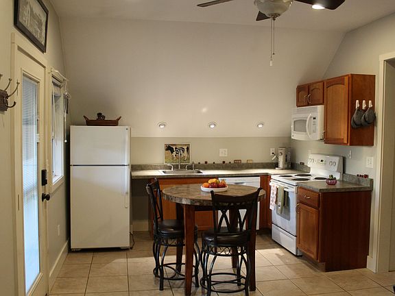 3rd image of 280 Taylor St #2