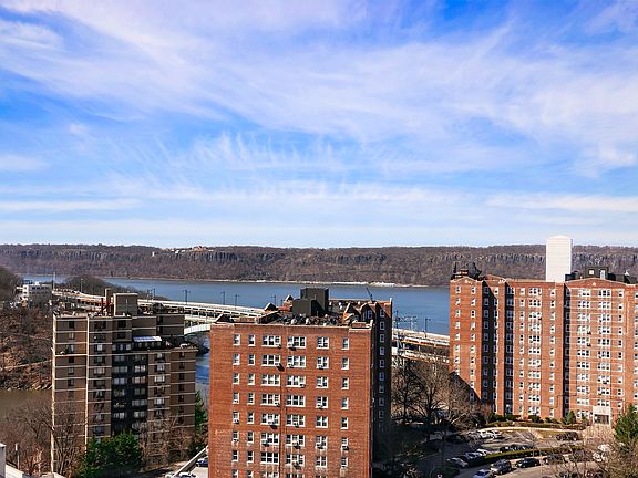 4th image of 555 Kappock St APT 18F