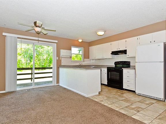 Kitchen and Eating Area