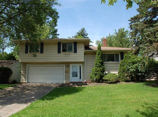 4633 Telhurst Rd, South Euclid, OH 44121