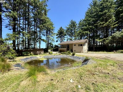 89932 Cape Arago Hwy, Coos bay, OR, 97420