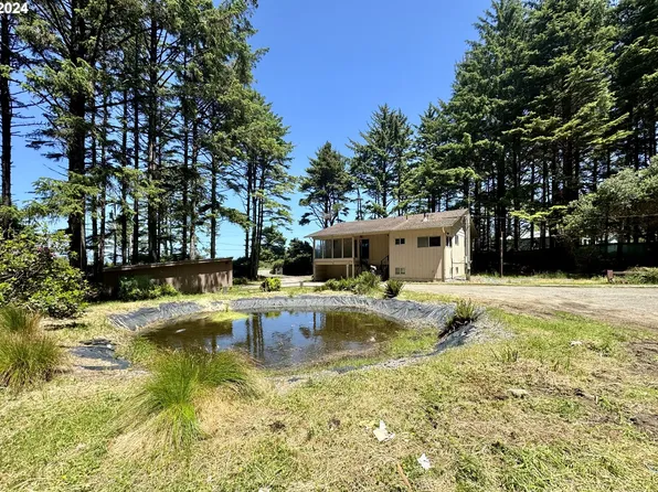89932 Cape Arago Hwy, Coos Bay, OR 97420