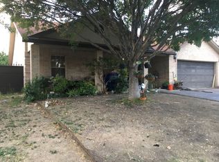 344 New Castle Dr, Laredo, TX 78045