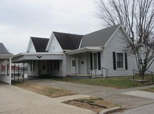 105 E John St, Washington, IN 47501