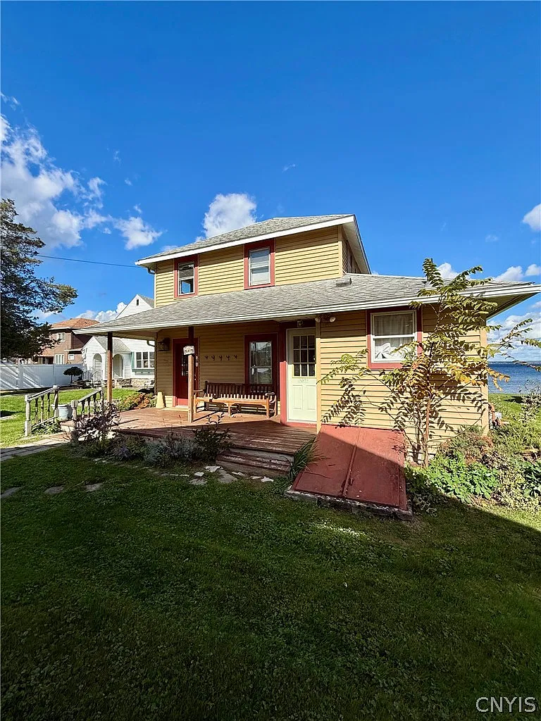 3 bed, 2.0 bath, 1532 sqft, $3,200 — Photo 3