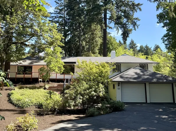 361 Berwick Rd, Lake Oswego, OR 97034