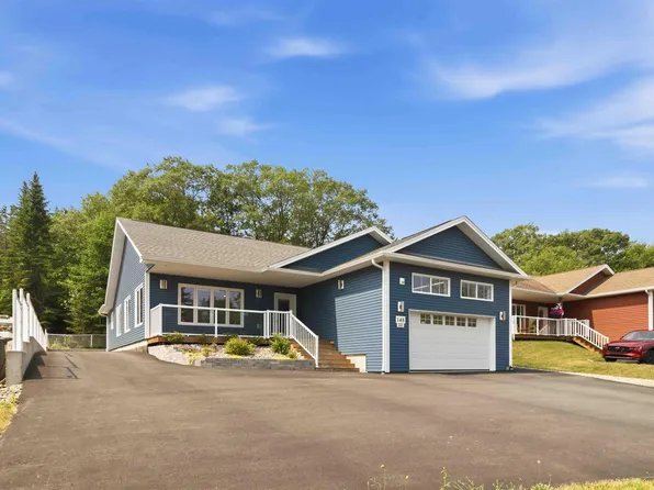 148 Old Sackville Rd, Lower Sackville, NS B4C 2J6