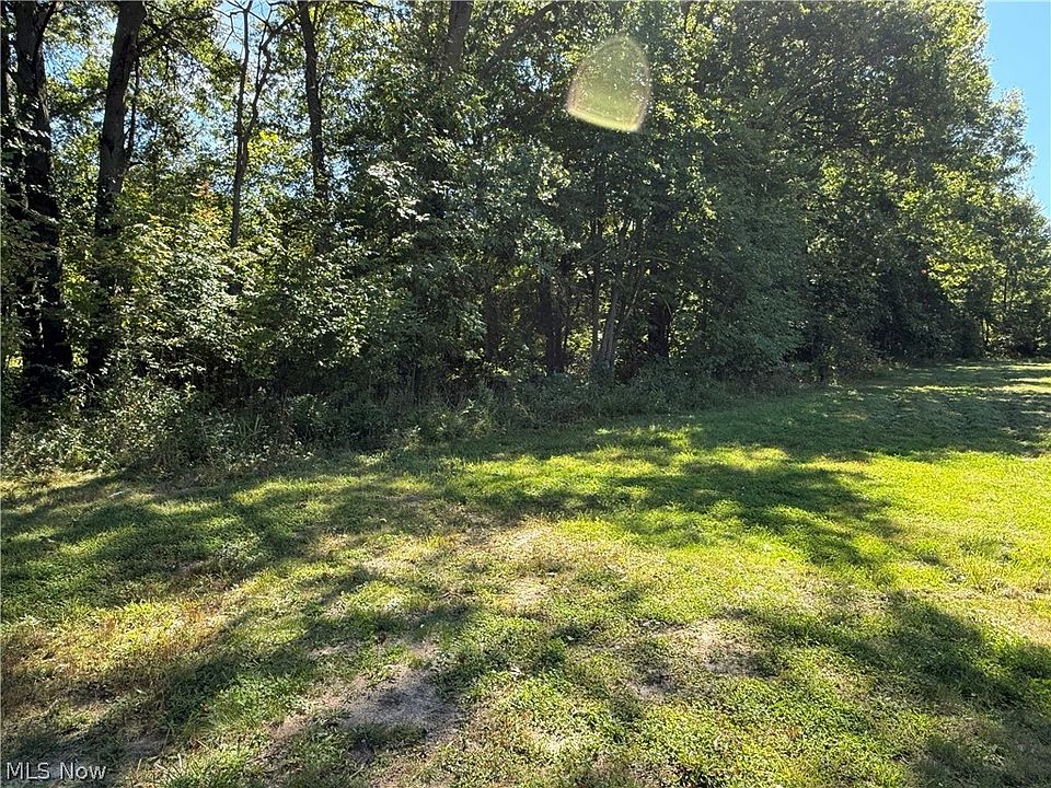 1st image of Country Pl