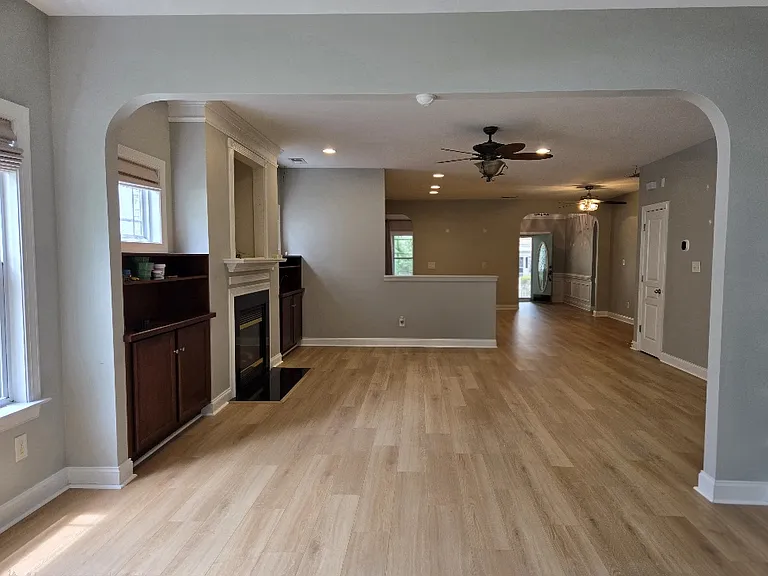 8014 Ladys Secret Dr — Photo 14