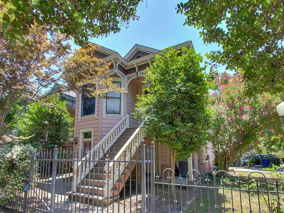 1st image of 804 E St