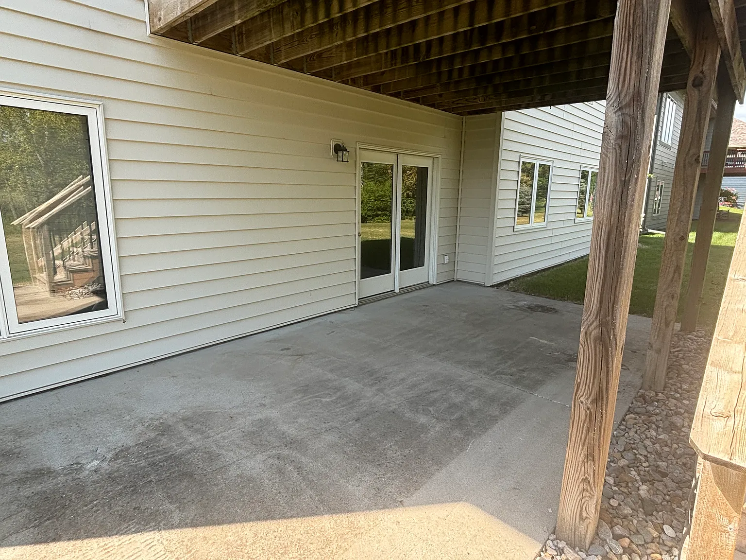 NE 42nd St, Ankeny — Photo 2