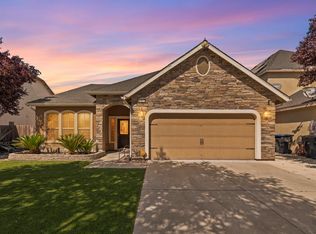 2267 N Duke St, Visalia, CA 93291