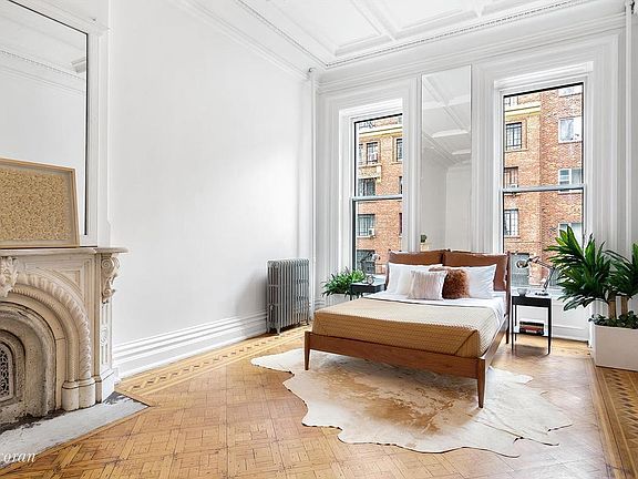 3rd image of 65 S Oxford St APT 2