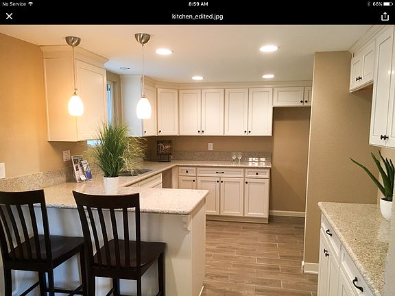 Kitchen w/granite countertop