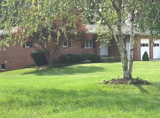 5551 Severn Cir NW, Canton, OH 44708
