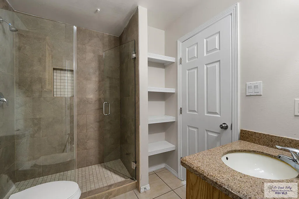 3 bed, 2.0 bath, 1109 sqft, $1,500 — Photo 4