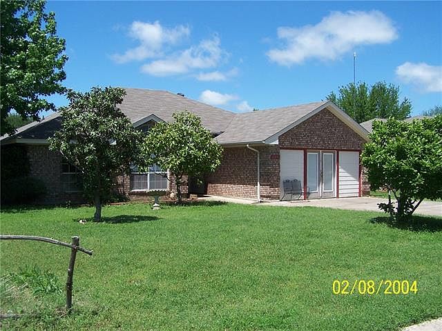 1st image of 609 Dakota Dr