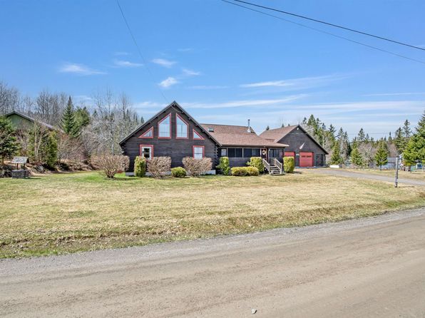146 Claybrook Road, Canaan, VT 05903