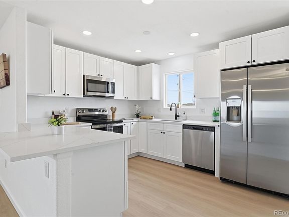 3rd image of 578 N Mancos Drive