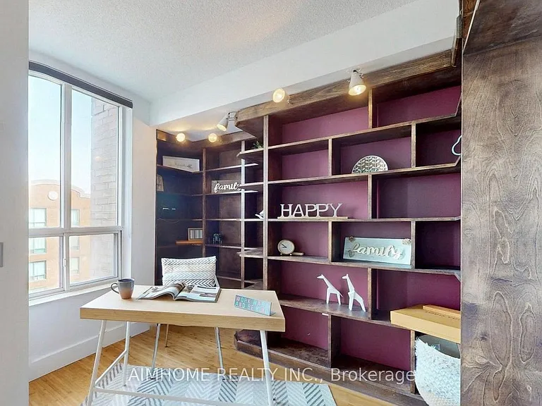 284 Bloor St W #806 — Photo 11