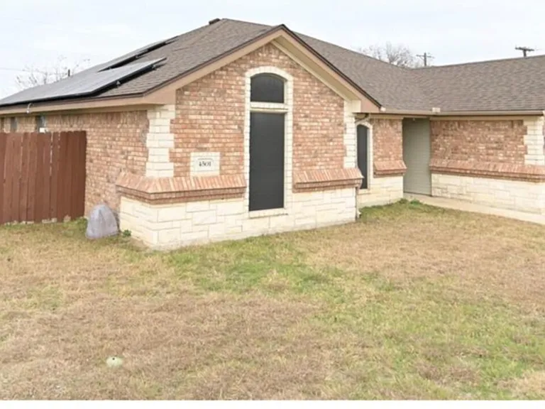 4501 Lauren Mackenzie Dr — Photo 3