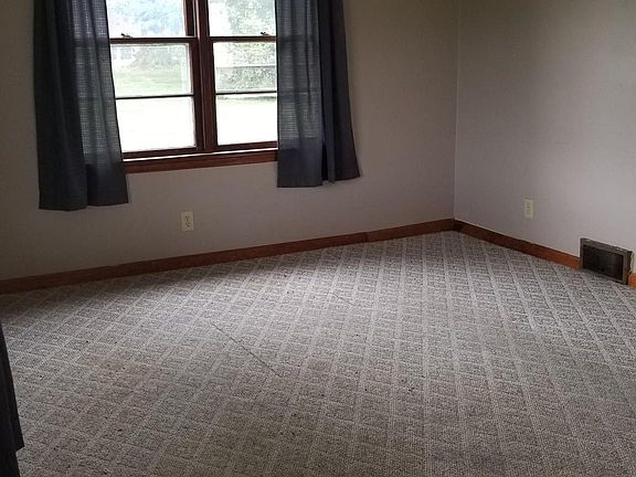 4th image of 211 S Water St #A
