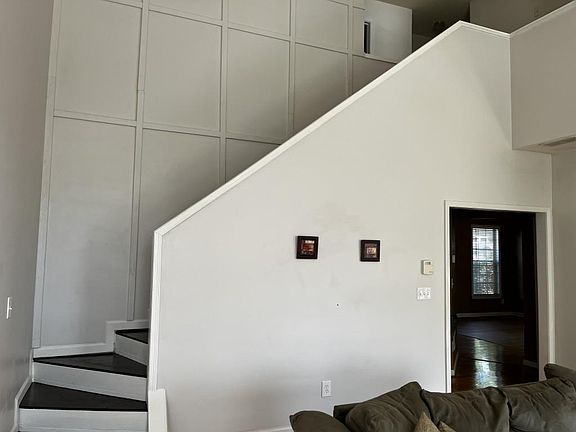 5th image of 577 Ashland Pkwy