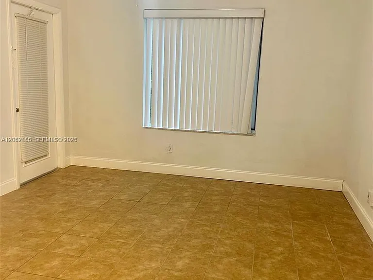 1186 Coral Club Dr #1186 — Photo 8
