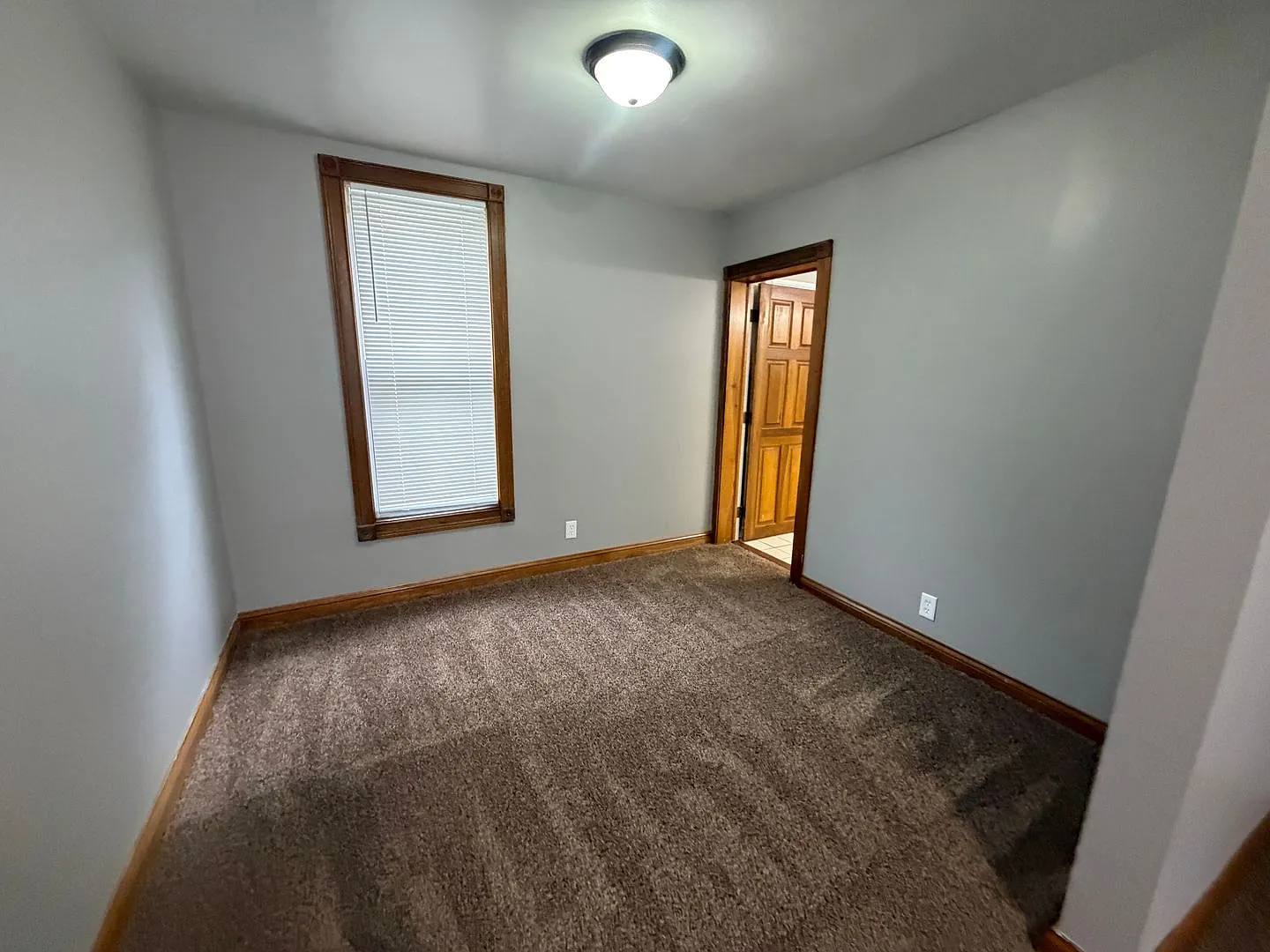 810 Huestis Avenue — Photo 4