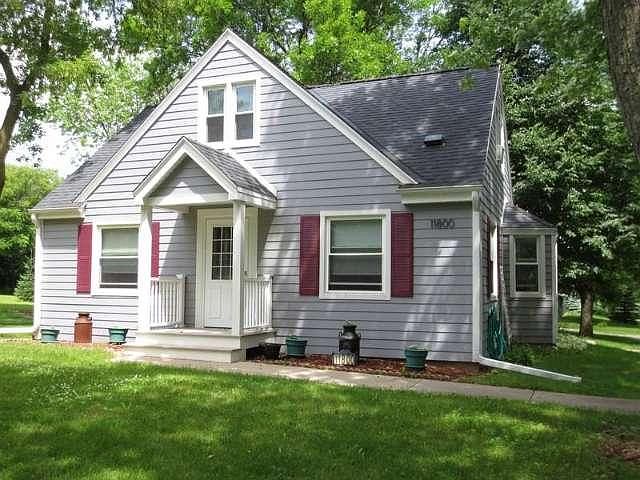 1st image of 11800 W Howard Ave