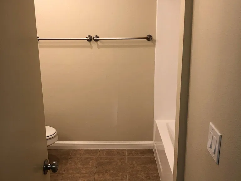 1127 Winchester Ave #4 — Photo 15
