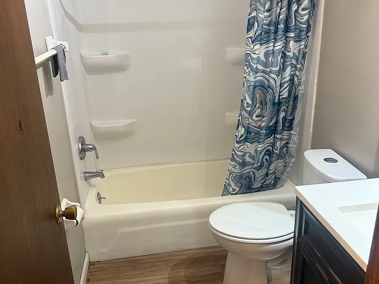 201 N Chicago Ave #9 — Photo 6