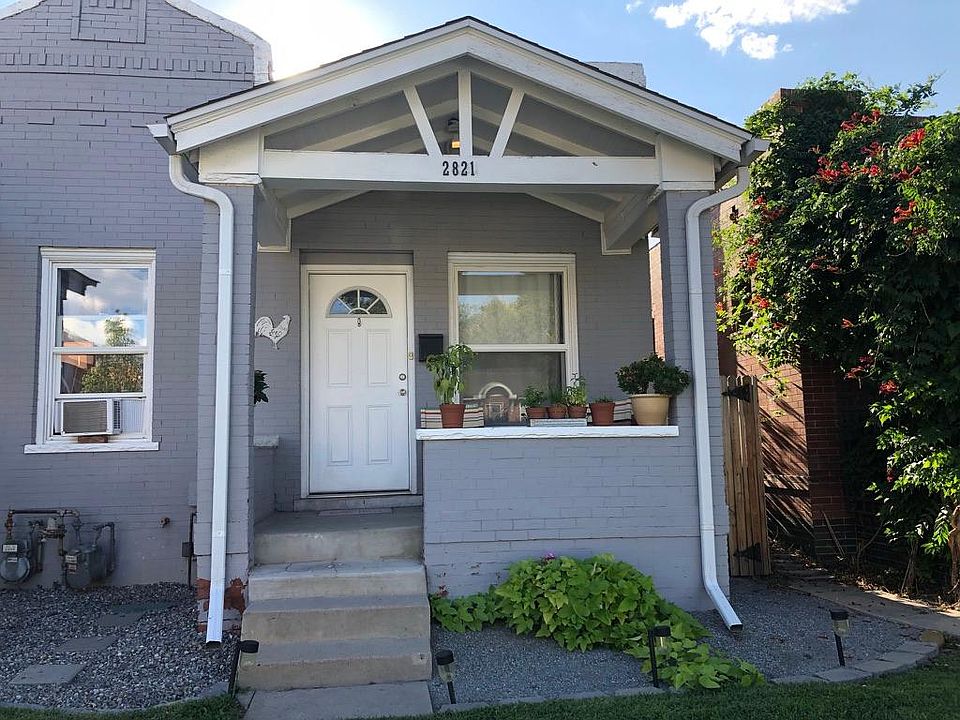 Great front porch!