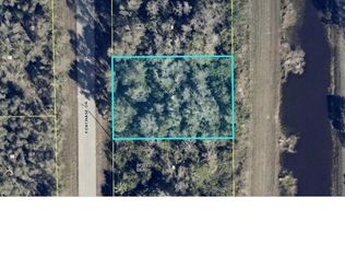 679 Foxchase Dr, Lehigh Acres, FL 33974