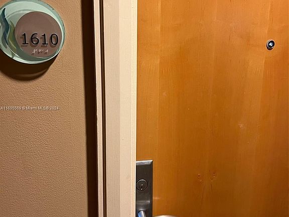 4th image of 244 Biscayne Blvd APT 1610