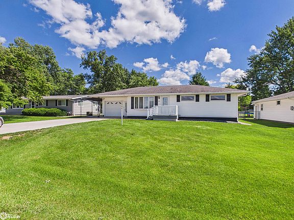 5th image of 322 Mahaska St