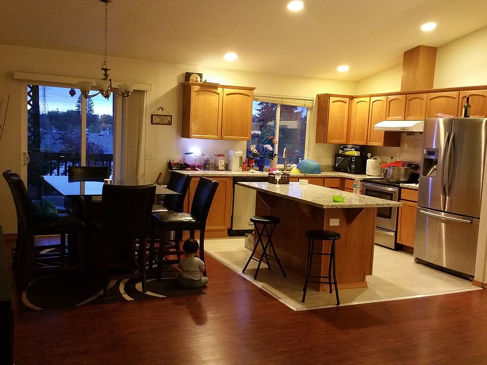 1st image of 2323 190th St SW