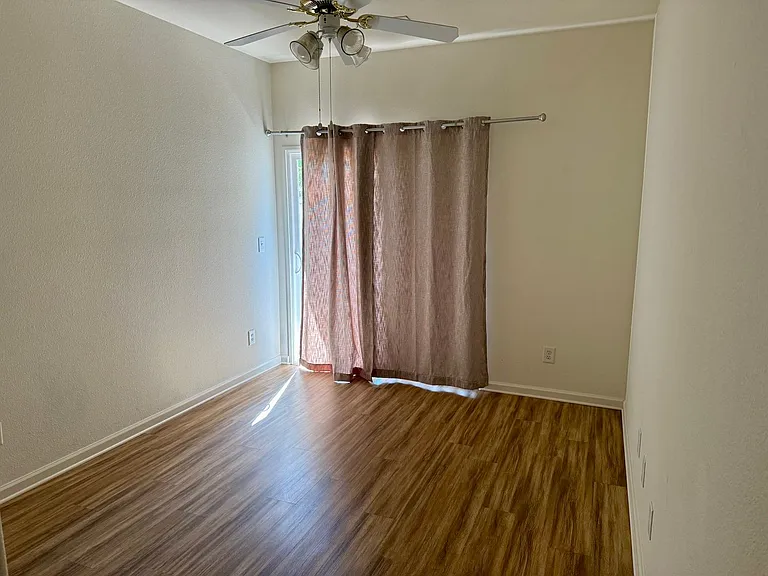 3563 Century Cir — Photo 11