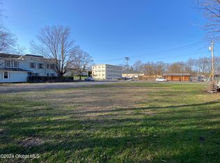 204-206 W State St, Johnstown, NY 12095