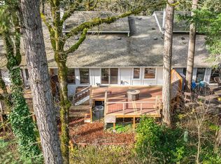 4268 Woodside Cir, Lake Oswego, OR 97035