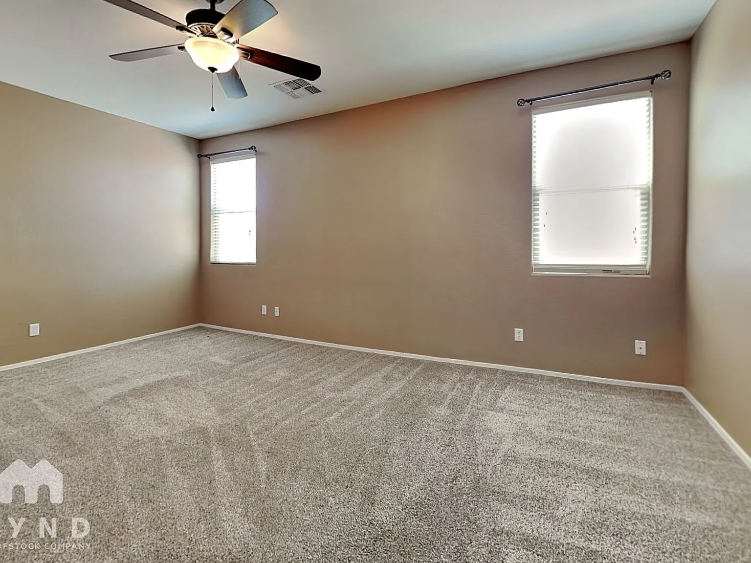3 bed, 2.0 bath, 1704 sqft, $1,645 — Photo 4