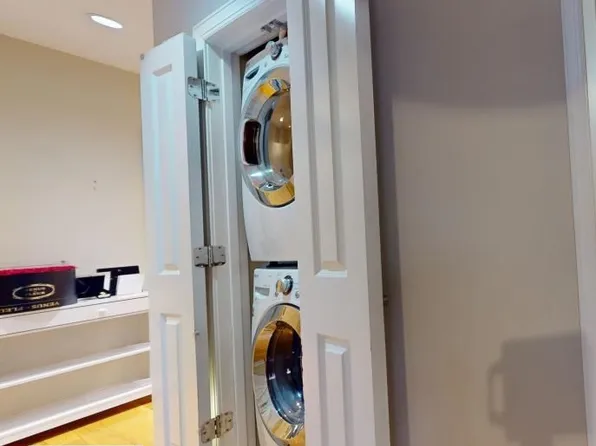 1492 East 12th Street image 8 of 11