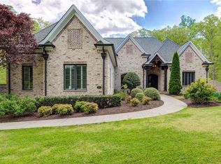 8121 Riesling Dr, Stokesdale, NC 27284