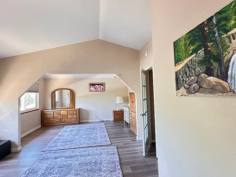 117 Drake Ct — Photo 4