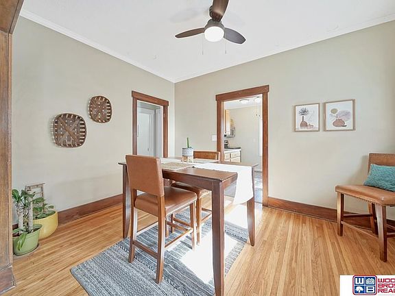 5th image of 932 Elmwood Ave