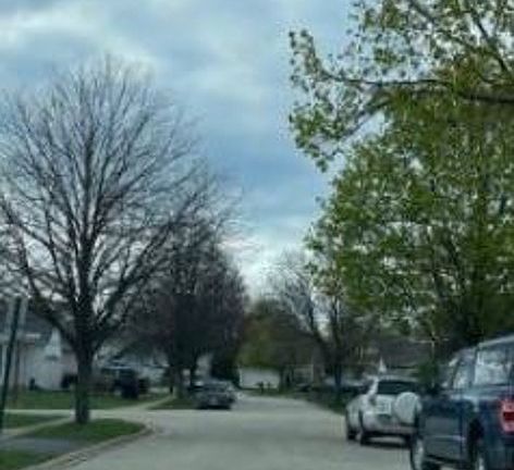 Exterior Neighborhood (street photo)