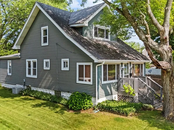 674 Columbus Ave, Akron, OH 44306