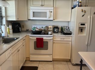 3327 Pelican Blvd, Cape Coral, FL 33914