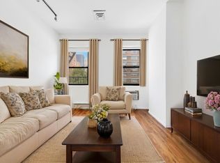 366 W 23rd St APT 2E, New York, NY 10011