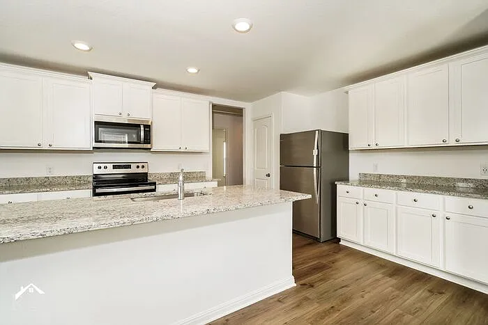 129 Scarborough Bnd — Photo 5